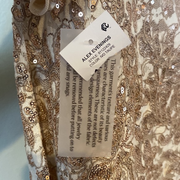 Alex Evenings Short Cocktail Sequins Dress-Ivory/Taupe-Women’s Size 14-NWT! - Picture 12 of 15